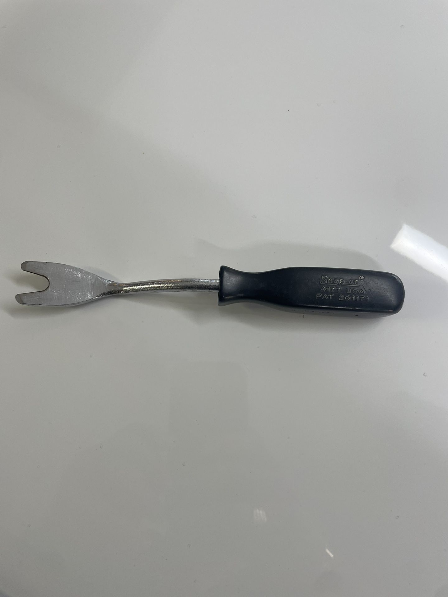 Snap-On Tools Pushpin Remover