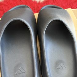 New Black Yeezy Slides