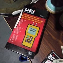 UEi Dual Differential Manometer