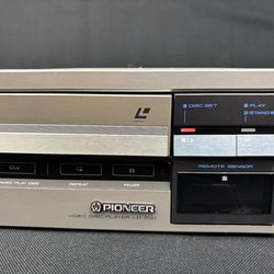 Pioneer LD-700 Laserdisc Player Video Disc Player