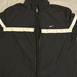 old nike windbreaker size L