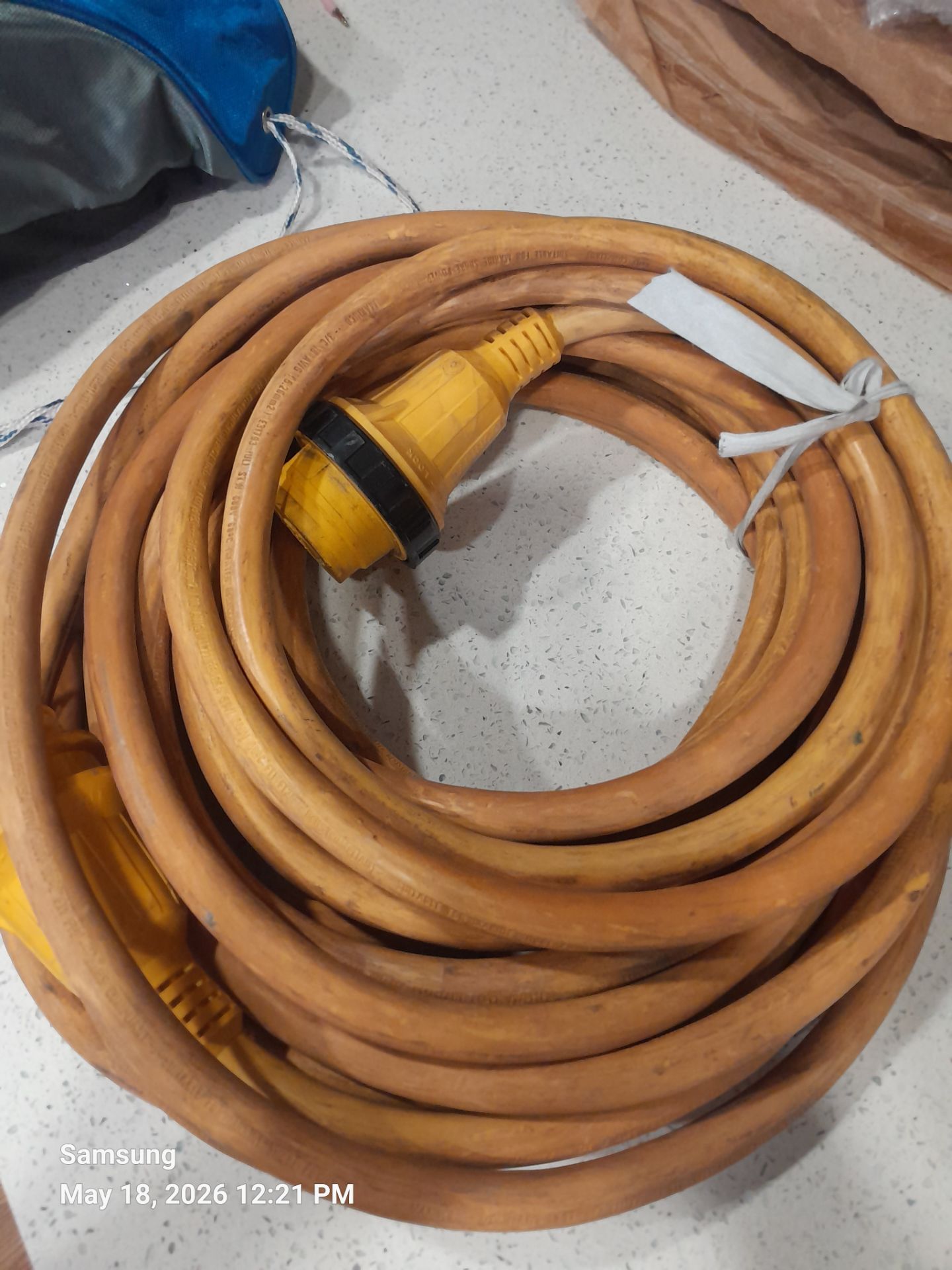 BEST OFFER - 30-Amp Detachable RV Power Cord