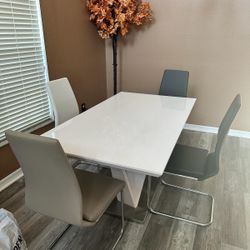 Dining Room Set
