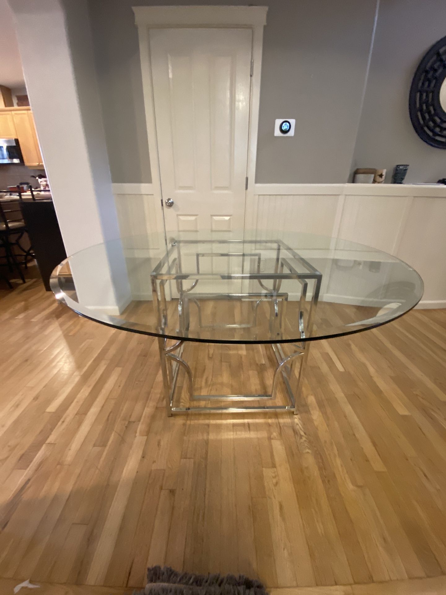 Zgallerie 60” dining table