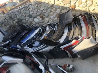 Tons and tons of BMW 2015+ car parts!