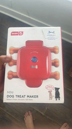 Pet biscuit maker