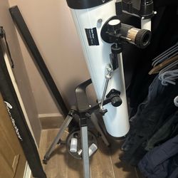114mm Reflector Telescope | 900mm Focal Length | Tripod Included | Great for Beginners