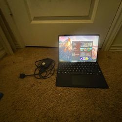 Microsoft Surface Pro 9 w/ Keyboard and charger
