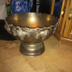 Wine Holder Silver Plated MGM