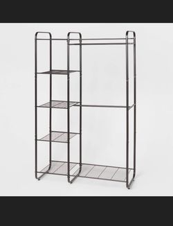 Metal closet rack