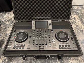 Denon DJ SC LIVE 4 4-Deck Standalone DJ Controller