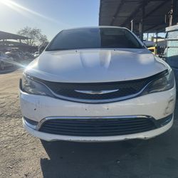 2016 Chrysler 200 Limited PARTS ONLY !