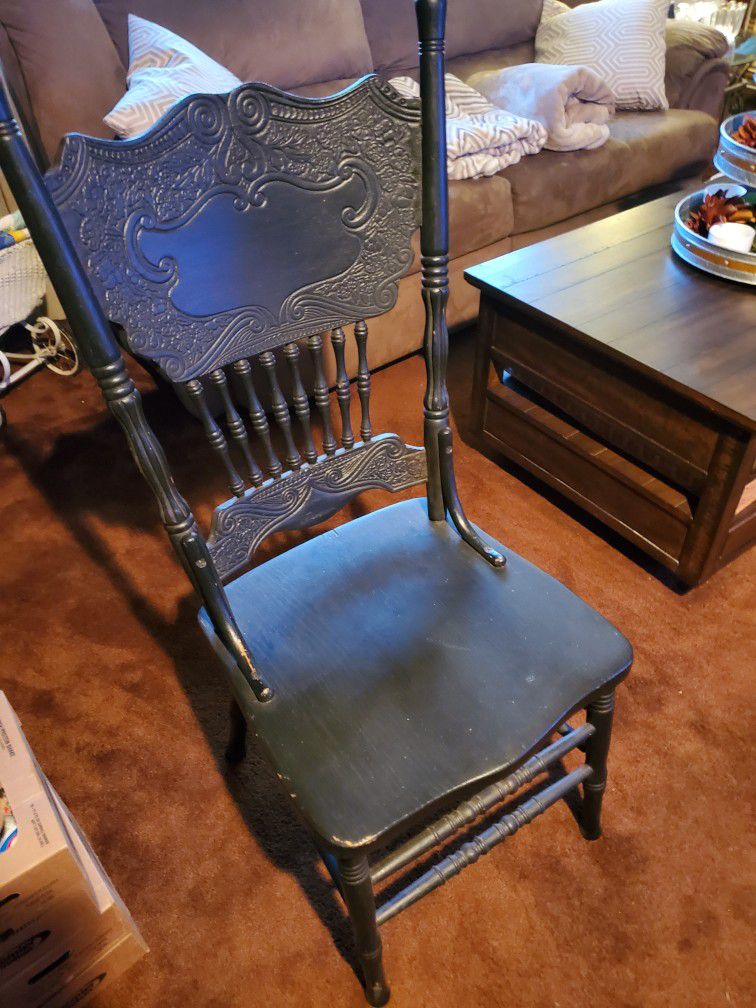 Old Chair, painted black 