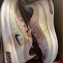 Size 3 Kids Nike Shoes