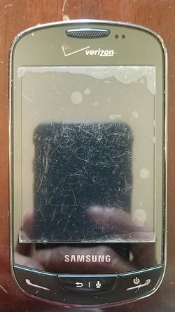 Verizon Samsung 3G phone.