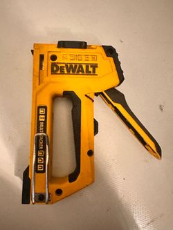 5 in 1 Multi-Tacker Stapler and Brad Nailer Multi-Too