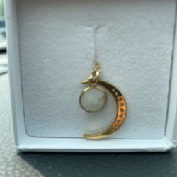 Moon Neckless 