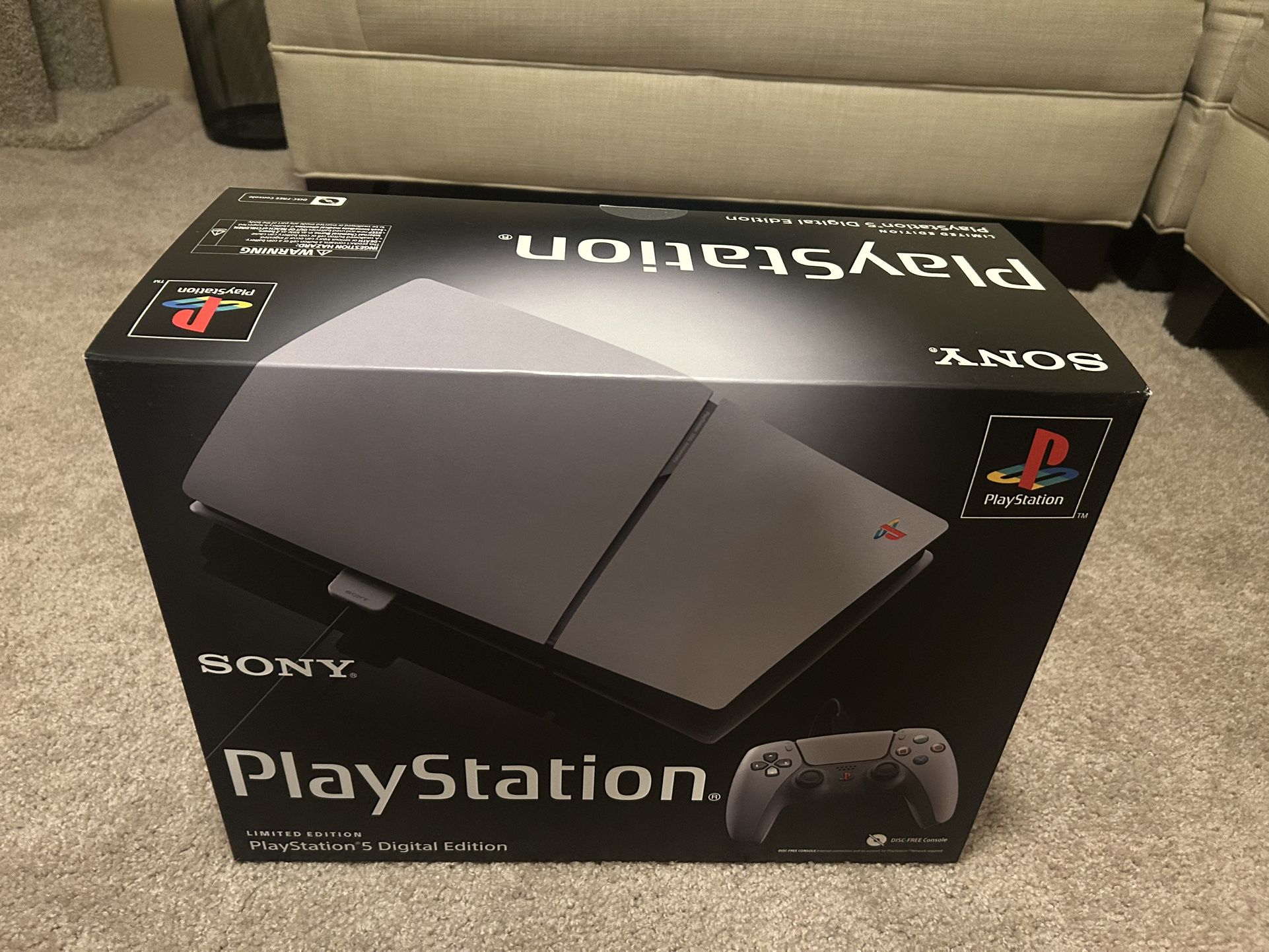 PS5 Slim 30th Anniversary Edition