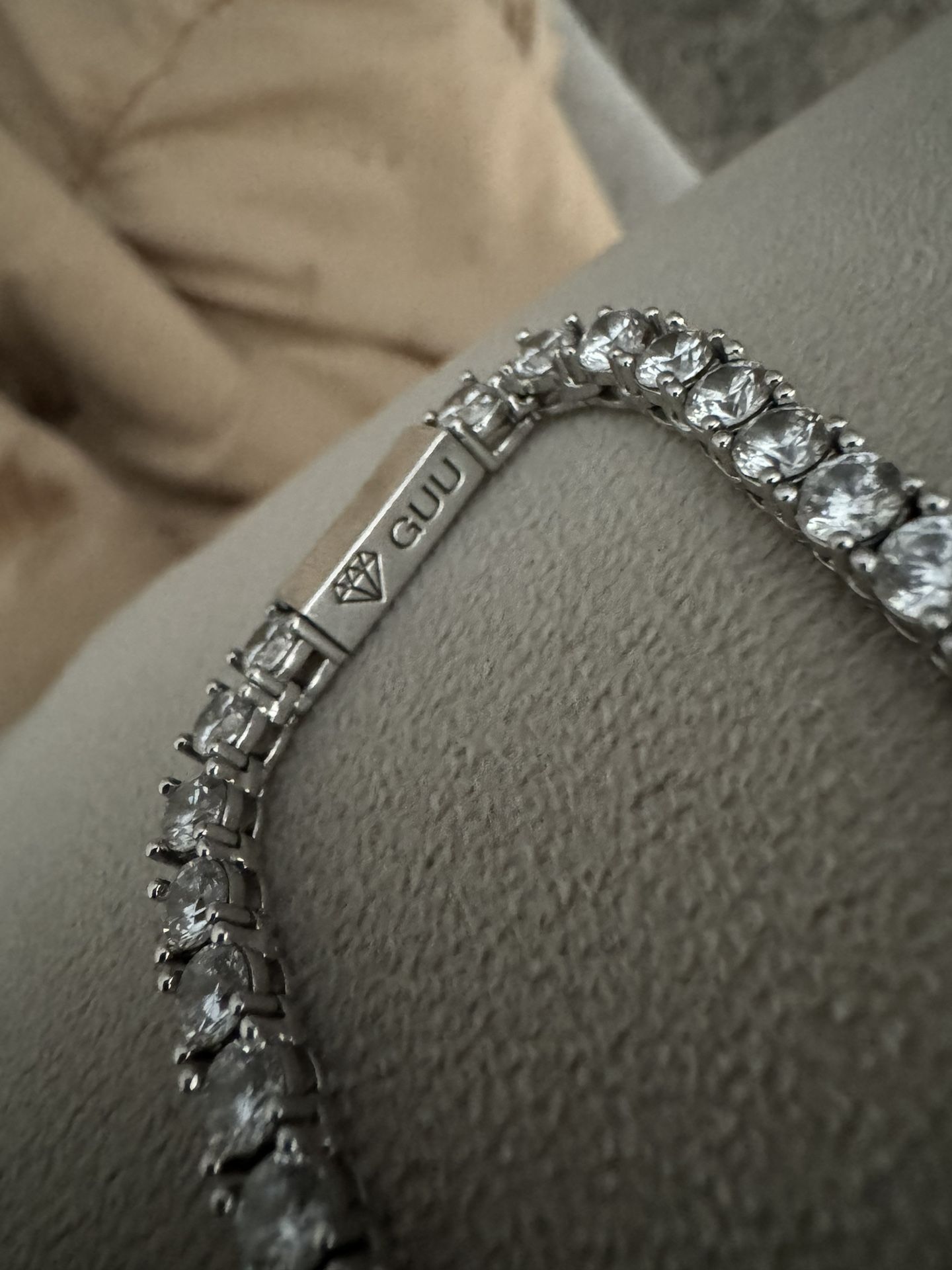 Chain Wit Pendent
