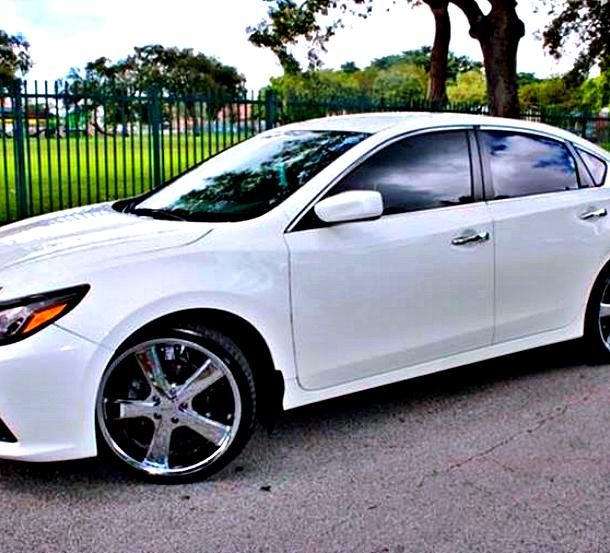 2015 ALTIMA 2.5 I4 Rear window defroster