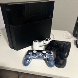PS4 Original 500GB version $200 OBO