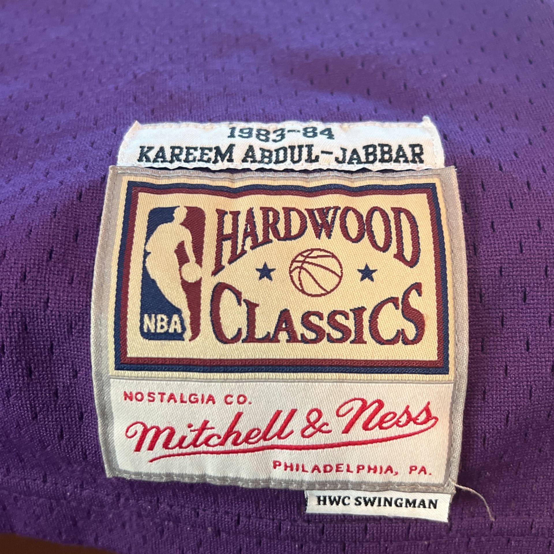 Mitchell & Ness Los Angeles Lakers Kareem Abdul-Jabbar #33 Swingman Jersey Purple