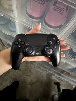 PS5 controller