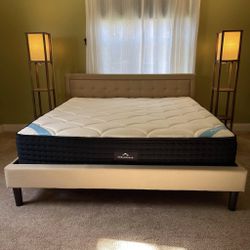 The DreamCloud Premier, King, Like New, Perfect Condition