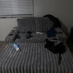 Small couch Bluetooth