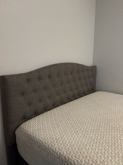 Queen size bed
