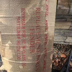 M -class Mercedes 2006 Fender