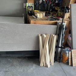 Bed (head board/foot boars/sides)  box spring with slats