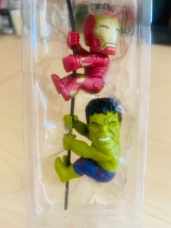 NECA Scalers Marvel’s Hulk And Iron Man W/ Matching Earbuds