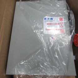 Eaton DCU3061URM Disconnect (NS) 30 Amp 600V 3 CKT 6P Photovoltaic N3R -NEW-B