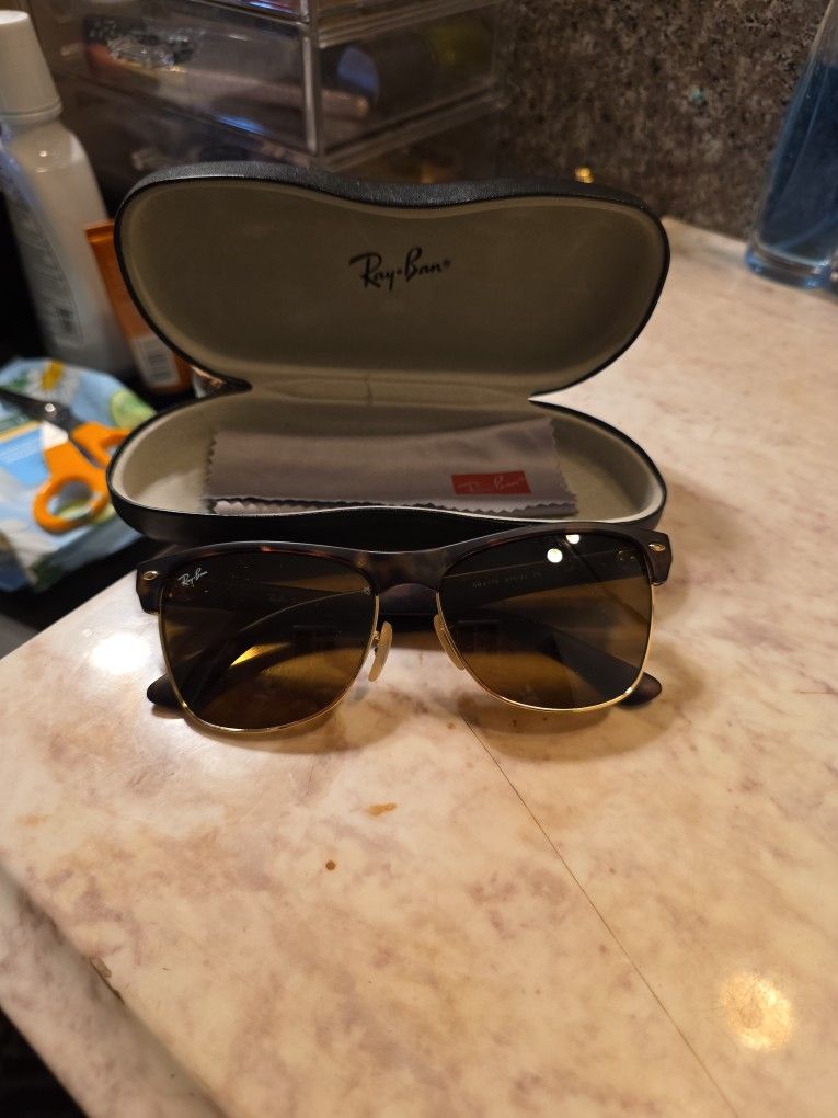 Womens Ray-Ban Sunglasses