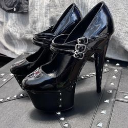 Dolls Kill Women's Black Platform Heels 