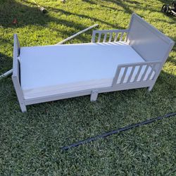 Toddlers Bed