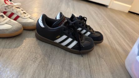Black sambas size 12c