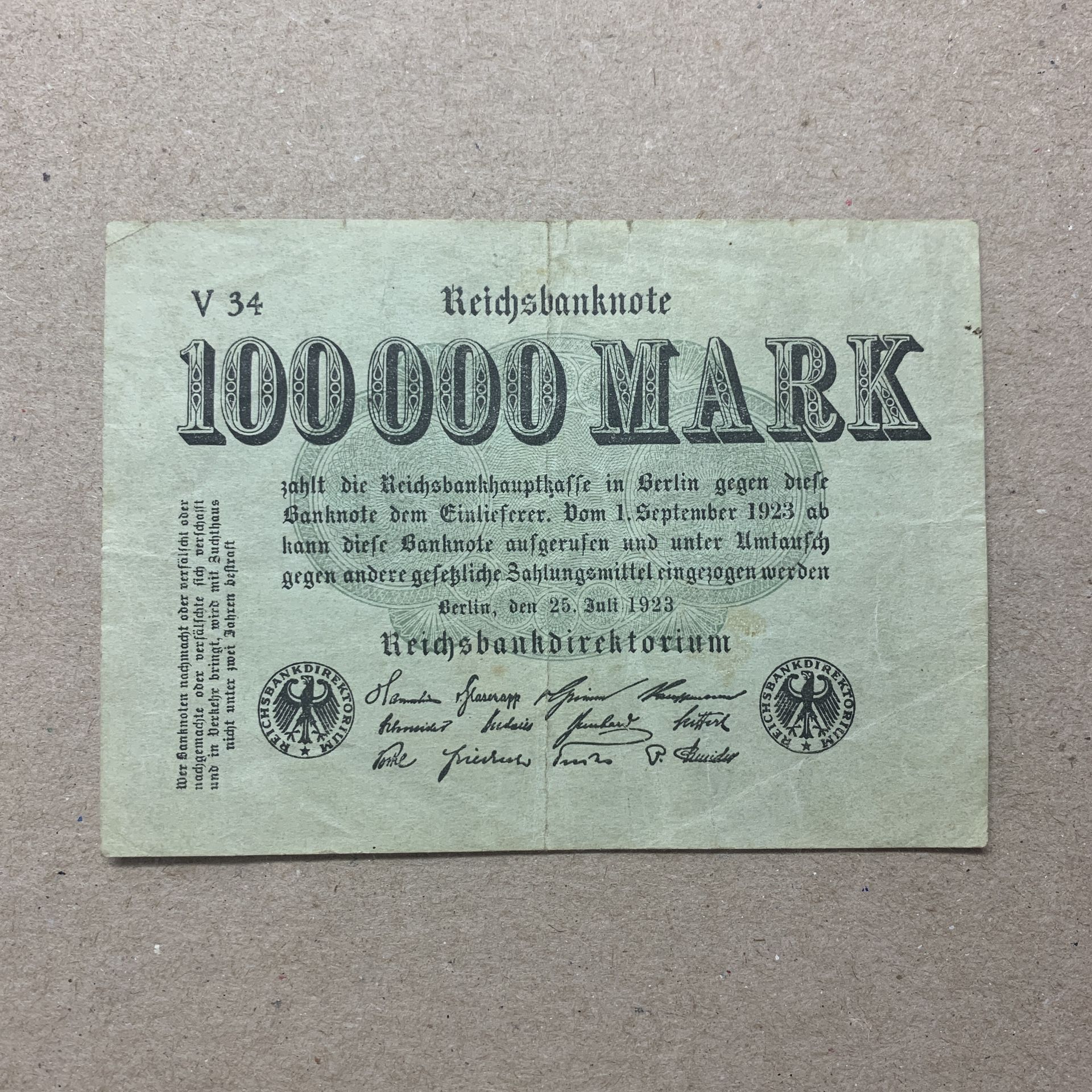 1920’s German Mark Banknote, Germany Currency Era Between WWI, WW1. WW2 Memorabilia WWII. Almost 100 Years Old Vintage Historic Note. Beautiful Bill.