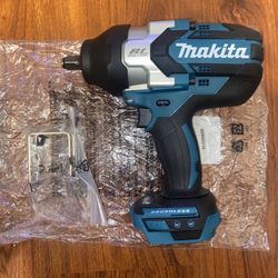New Makita 18v Brushless 1/2” 3- Speed Impact Wrench (XWT08Z)