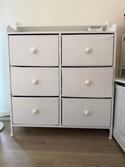 Dresser for Bedroom with Charging Station and LED Lights