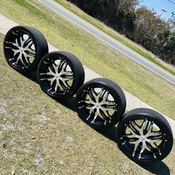 Rims and tires 245/35R20 Five-hole universal The wheels and tires are in perfect condition The tires are like new I can do delivery