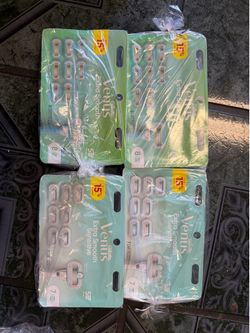 Gillete women razor refills