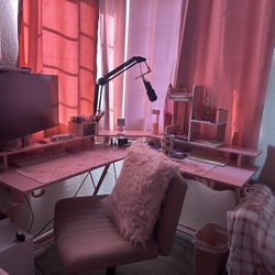 Pink Gaming Girl Desk and Chair 