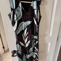 Boss Dress In Excellent Condition
