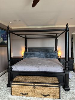 King canopy Bedroom Set