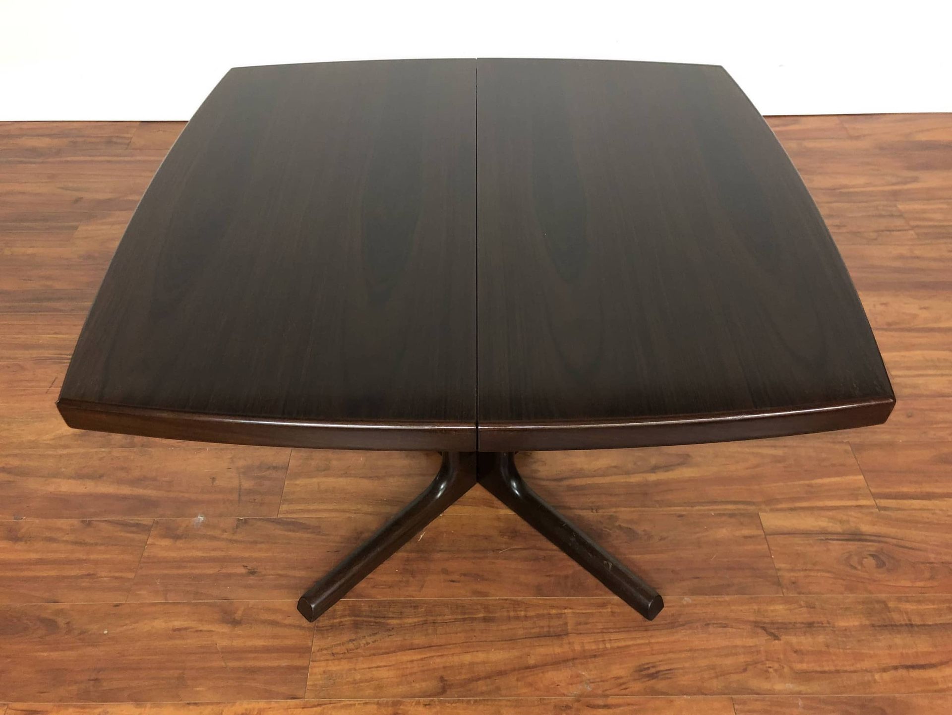 Vintage Rosewood Extension Dining Table - Many More Items In Stock!