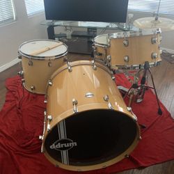  D Drum Dominion Maple Drum Set 