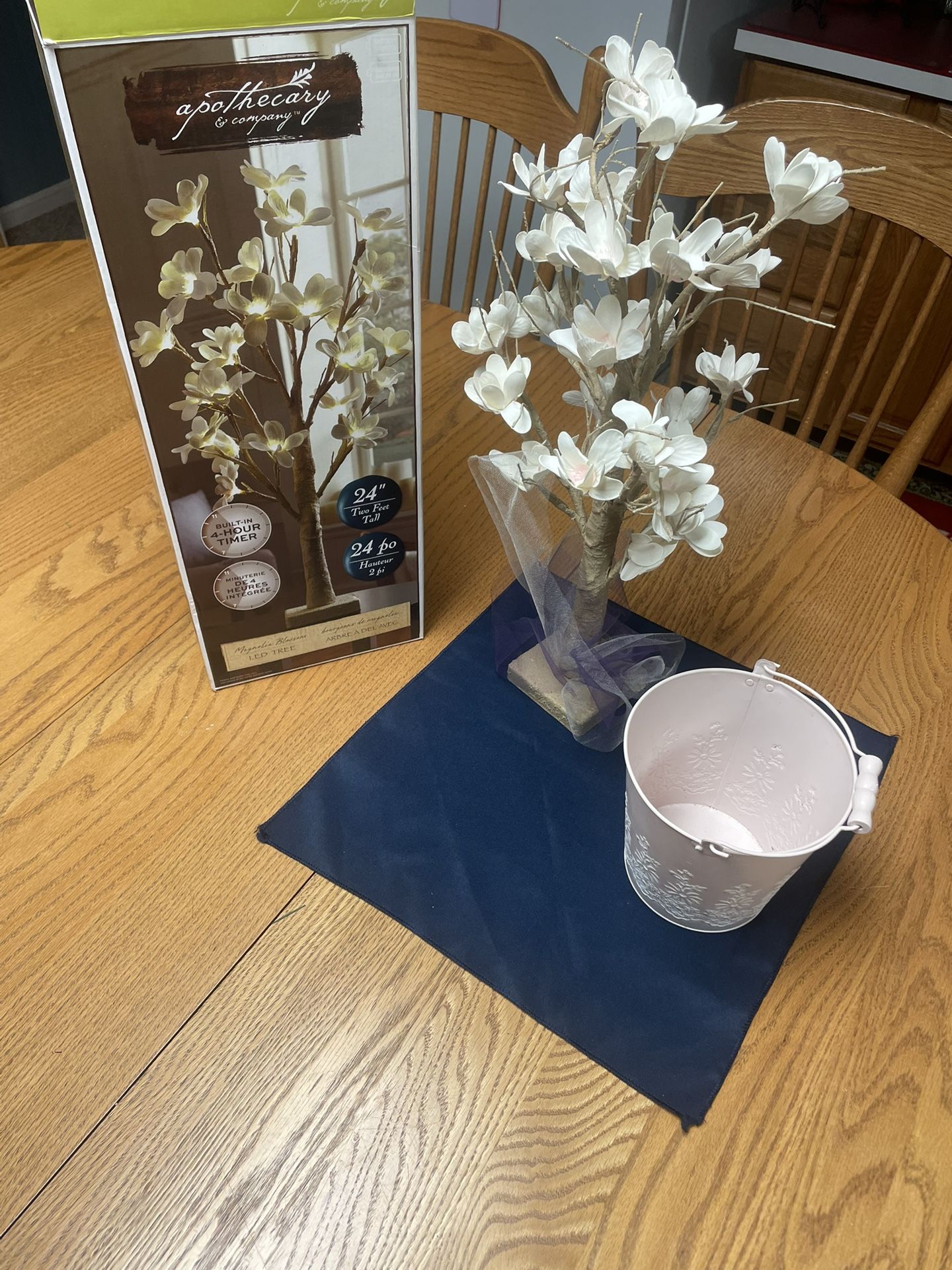 Wedding Decor / Table Settings / Centerpiece