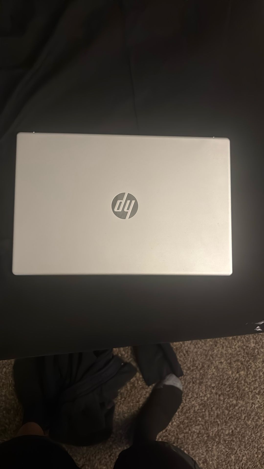 Laptop Hp Ryzon 7000 Series 5